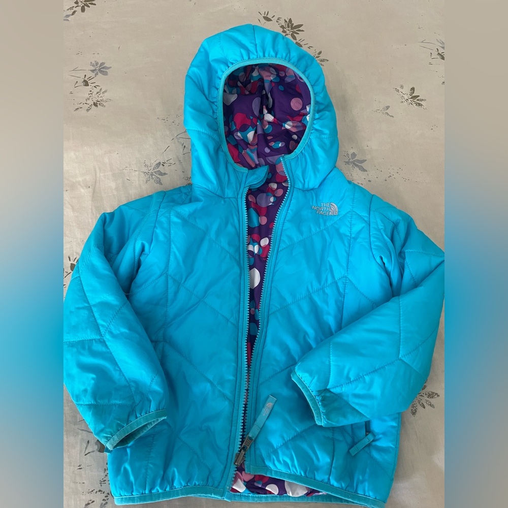 Girls size 5 North Face jacket